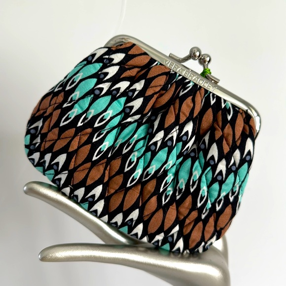Vera Bradley Kiss Kiss Coin Purse Sierra Stream - Picture 1 of 5